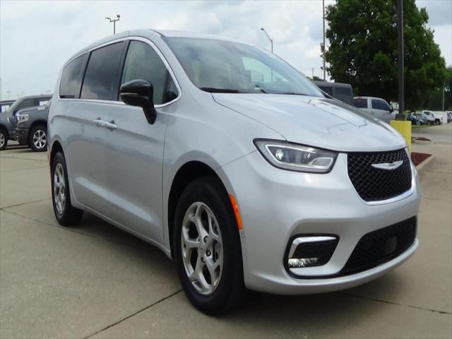 2024 Chrysler Pacifica Limited AWD