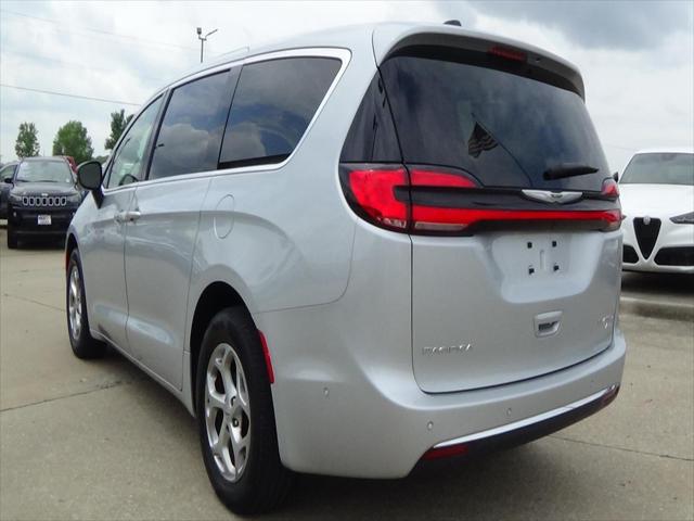 2024 Chrysler Pacifica Limited AWD