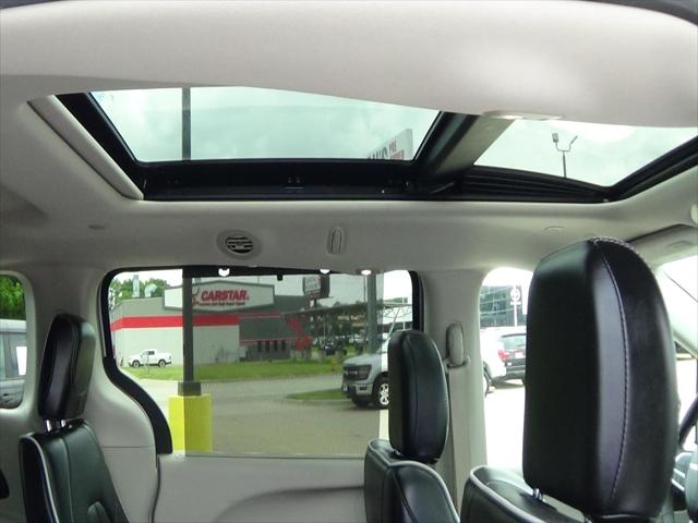 2024 Chrysler Pacifica Limited AWD