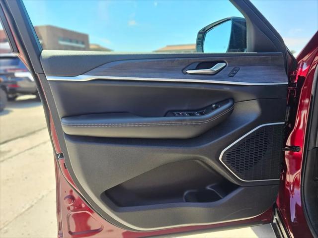 2026 Jeep Grand Cherokee L Limited 4x2