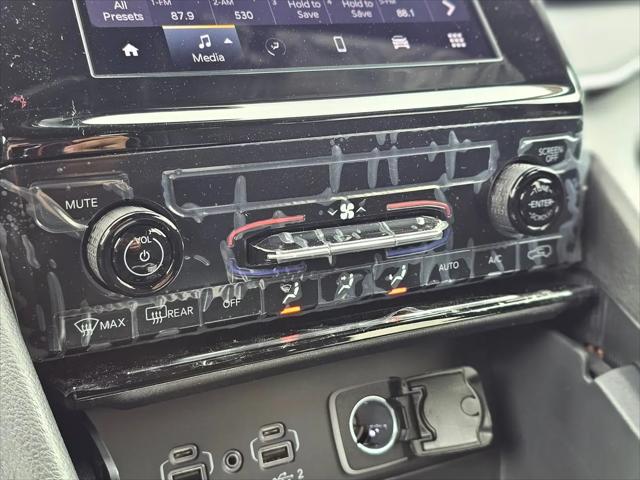 2026 Jeep Grand Cherokee Laredo 4x2
