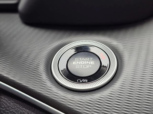 2026 Jeep Grand Cherokee Laredo 4x2