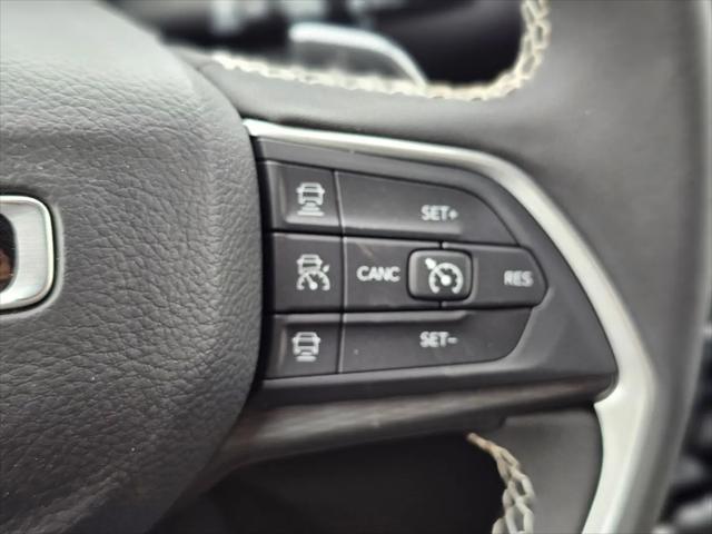 2026 Jeep Grand Cherokee Laredo 4x2