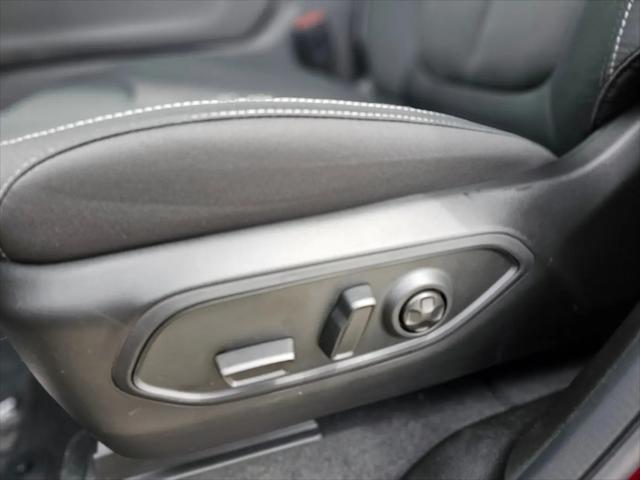 2026 Jeep Grand Cherokee Laredo 4x2