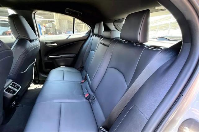 2022 Lexus UX 200 UX 200