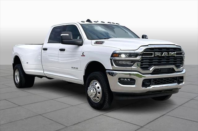 2026 RAM Ram 3500 RAM 3500 BIG HORN CREW CAB 4X4 8 BOX