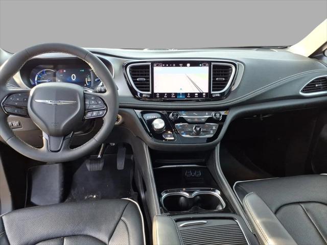2023 Chrysler Pacifica Hybrid Limited
