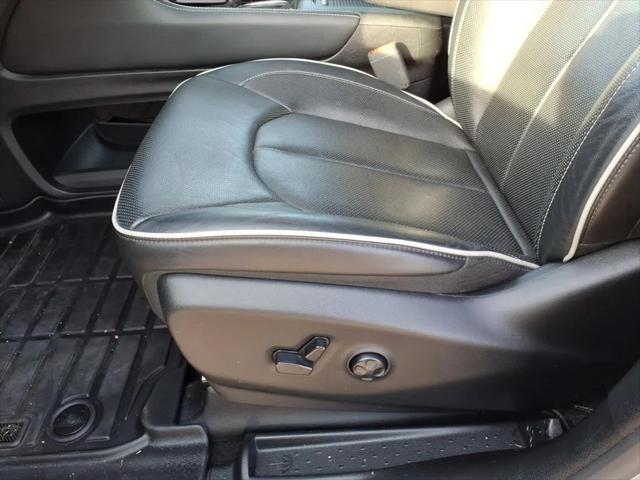 2023 Chrysler Pacifica Hybrid Limited