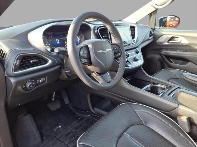 2023 Chrysler Pacifica Hybrid Limited