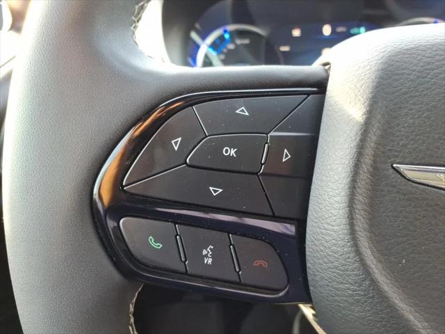 2023 Chrysler Pacifica Hybrid Limited