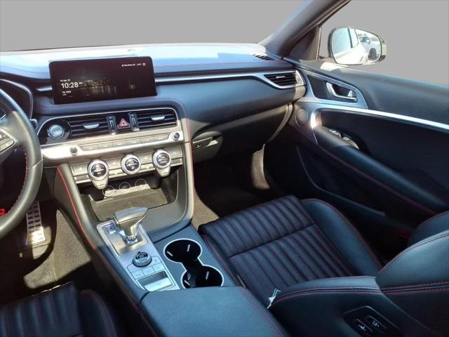 2023 Genesis G70 2.0T AWD
