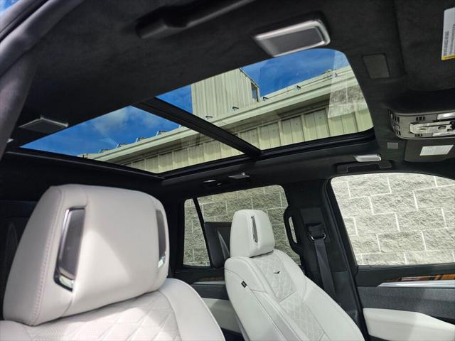 2025 Cadillac Escalade Sport Platinum