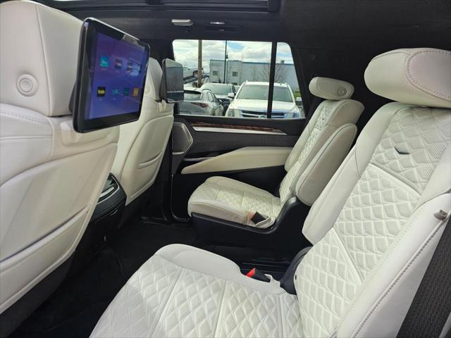 2025 Cadillac Escalade Sport Platinum