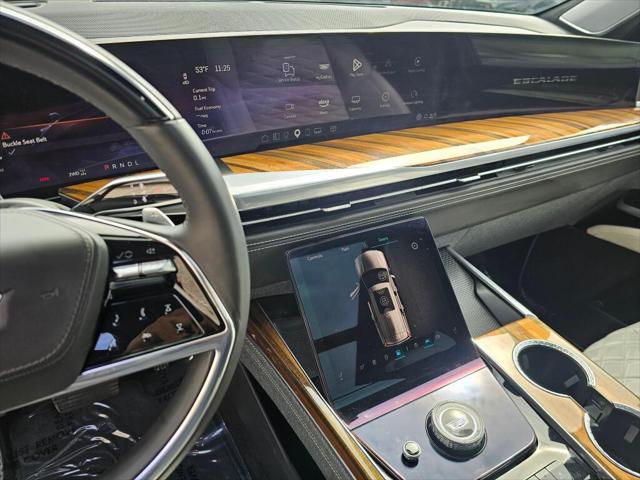 2025 Cadillac Escalade Sport Platinum