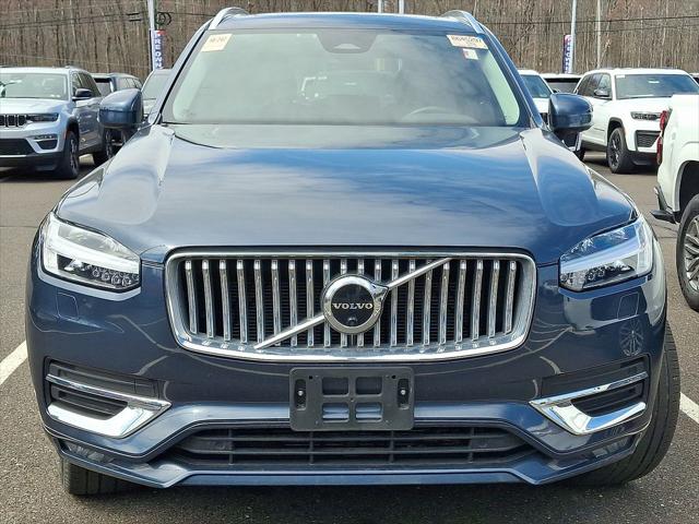 2023 Volvo XC90 B5 Plus