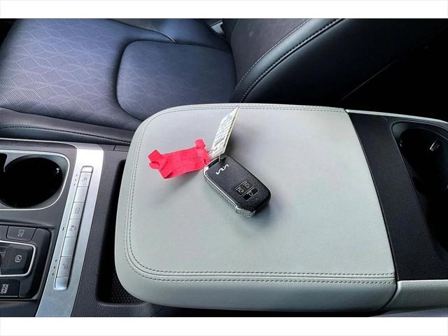 2024 Kia Carnival MPV LX Seat Package