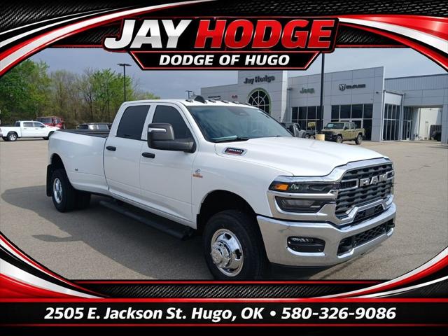 2026 RAM Ram 3500 RAM 3500 TRADESMAN CREW CAB 4X4 8 BOX