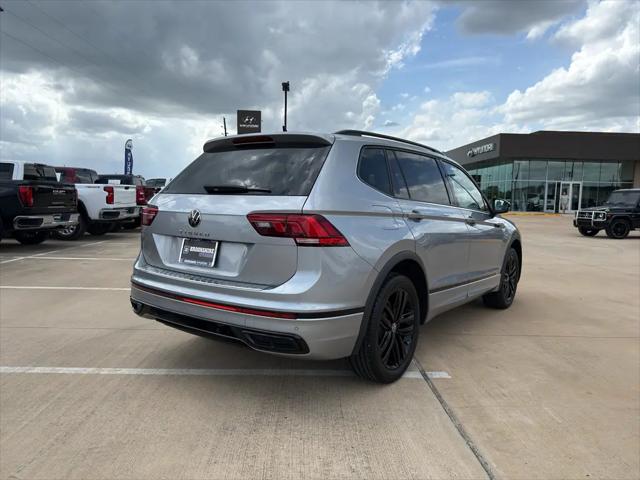 2022 Volkswagen Tiguan 2.0T SE R-Line Black