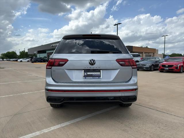 2022 Volkswagen Tiguan 2.0T SE R-Line Black