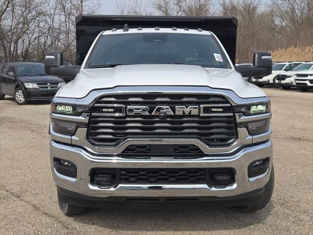 2026 RAM Ram 3500 Chassis Cab RAM 3500 TRADESMAN CHASSIS REGULAR CAB 4X4 84 CA