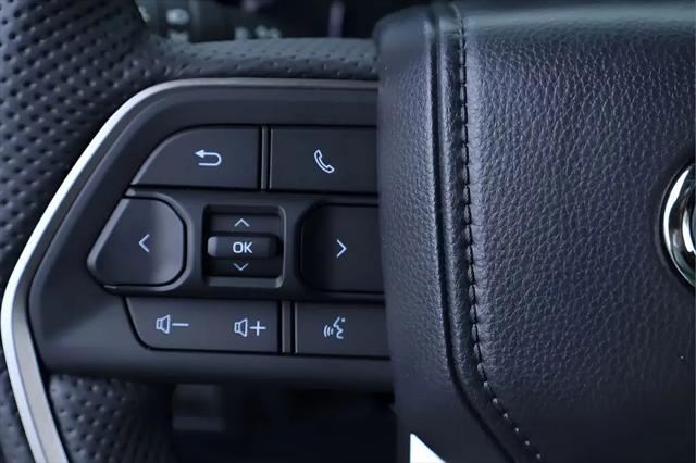 2026 Toyota Tundra SR5 CrewMax 5.5' Bed