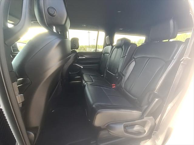 2024 Jeep Wagoneer Series II 4x2