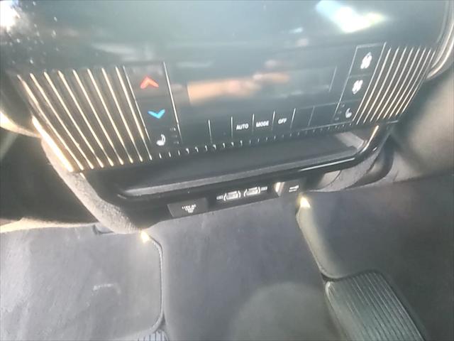 2024 Jeep Wagoneer Series II 4x2