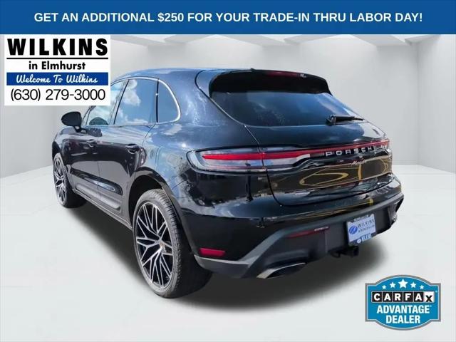 2022 Porsche Macan Macan