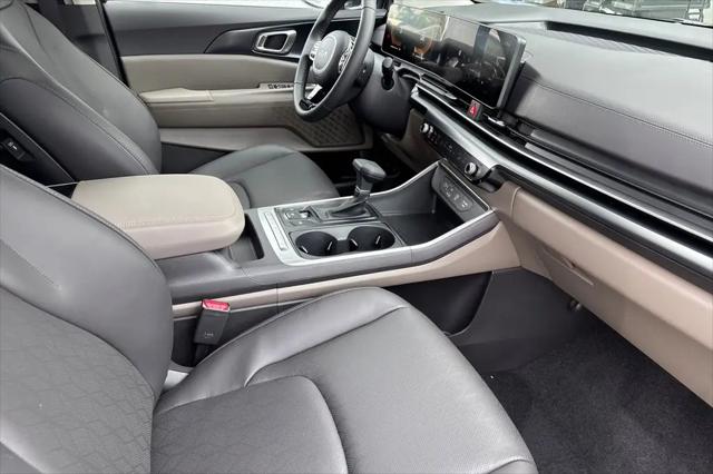 2026 Kia Carnival MPV LXS