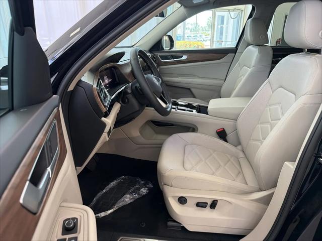 2026 Volkswagen Atlas SE with Technology