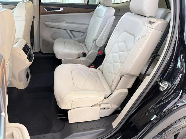 2026 Volkswagen Atlas SE with Technology