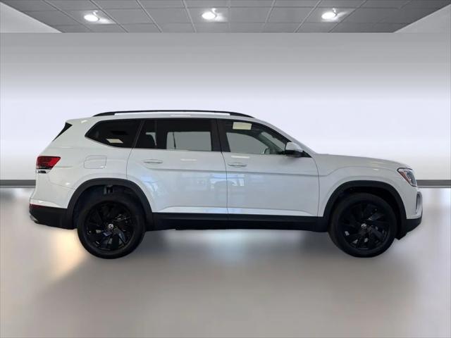 2026 Volkswagen Atlas SE with Technology