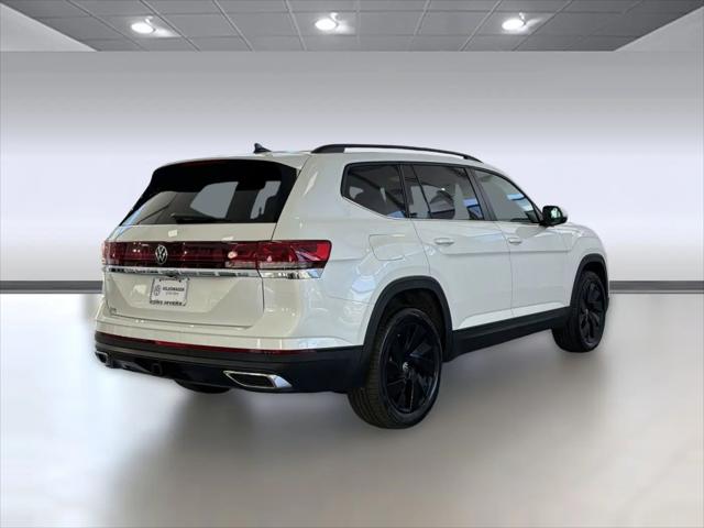 2026 Volkswagen Atlas SE with Technology