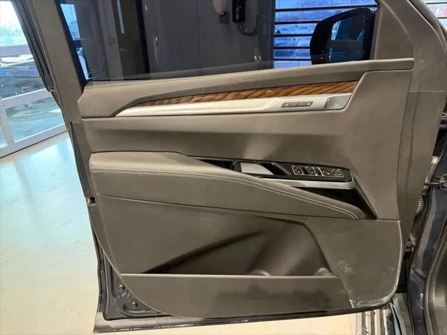 2025 Cadillac Escalade ESV Sport Platinum