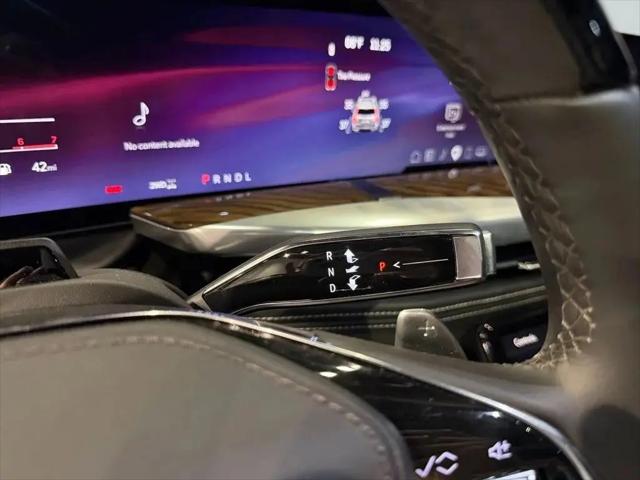 2025 Cadillac Escalade ESV Sport Platinum