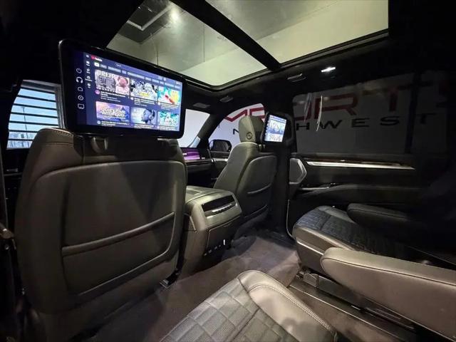2025 Cadillac Escalade ESV Sport Platinum