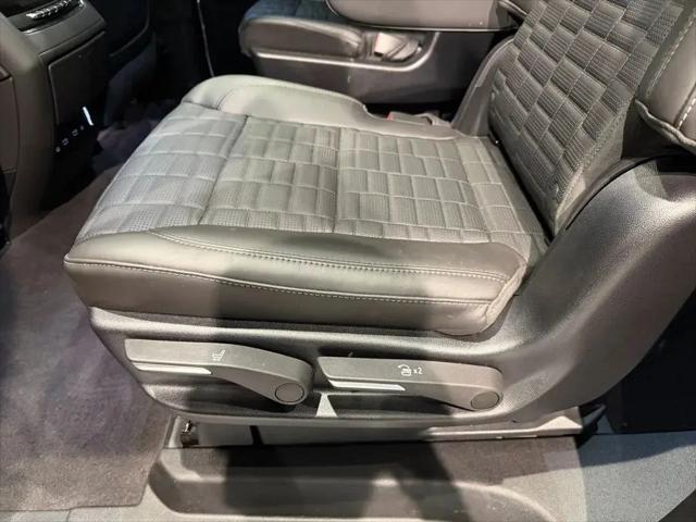 2025 Cadillac Escalade ESV Sport Platinum