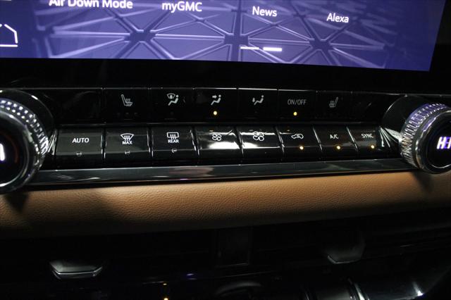 2023 GMC Canyon 4WD Crew Cab Short Box AT4