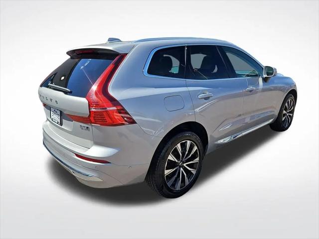 2023 Volvo XC60 B5 Plus Bright Theme