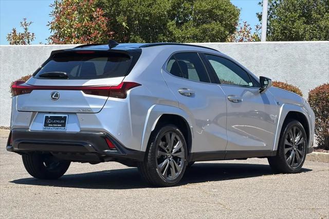 2024 Lexus UX 250h F SPORT Design