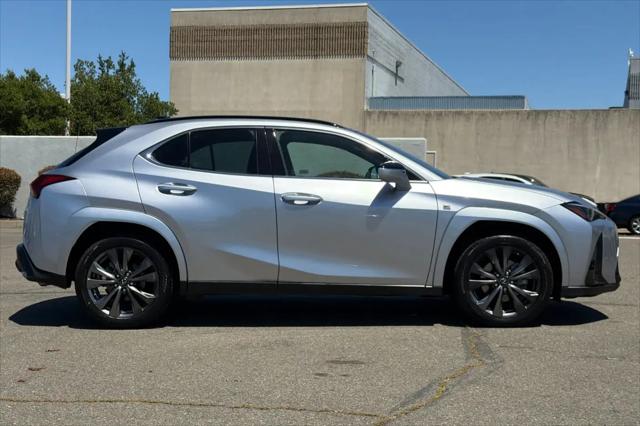 2024 Lexus UX 250h F SPORT Design