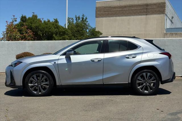 2024 Lexus UX 250h F SPORT Design