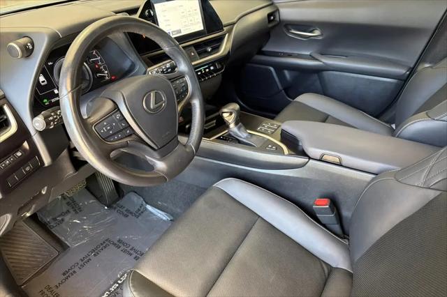 2024 Lexus UX 250h F SPORT Design