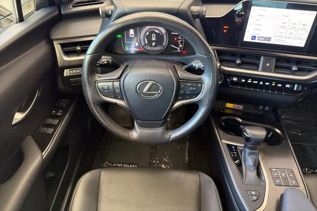 2024 Lexus UX 250h F SPORT Design