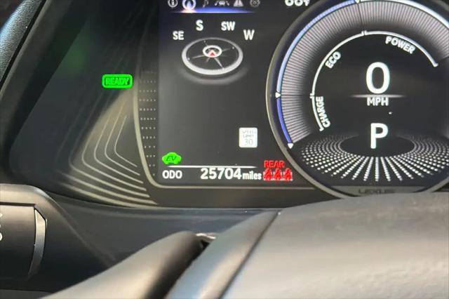 2024 Lexus UX 250h F SPORT Design