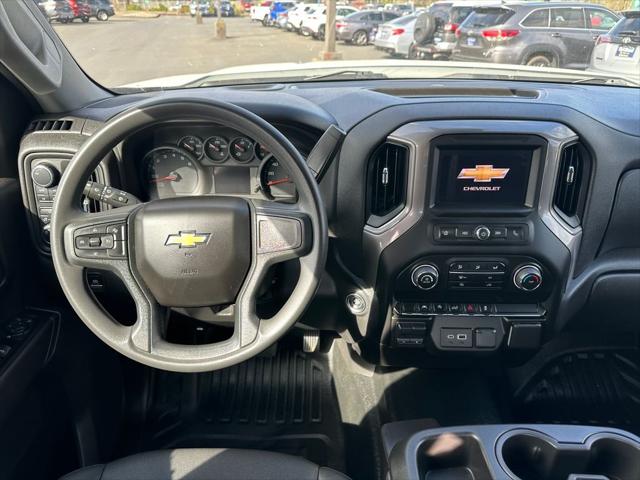 2024 Chevrolet Silverado 1500 4WD Crew Cab Short Bed WT