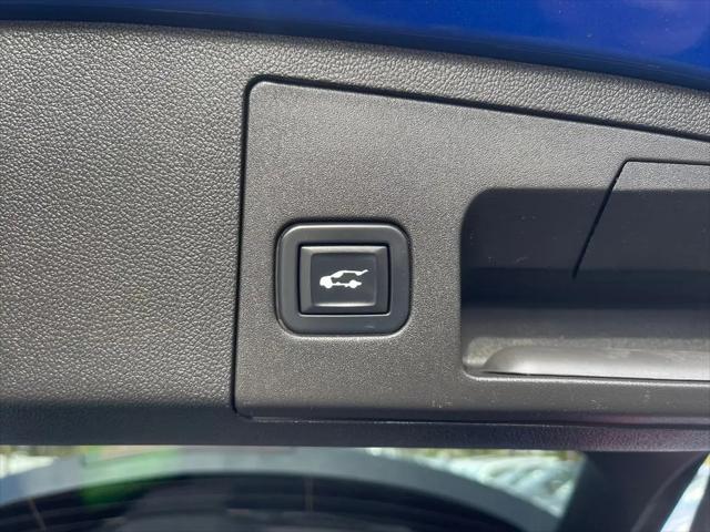 2022 Cadillac XT4 AWD Premium Luxury