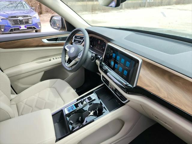2026 Volkswagen Atlas SE with Technology