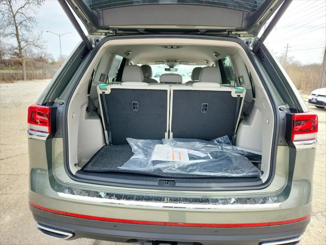 2026 Volkswagen Atlas SE with Technology