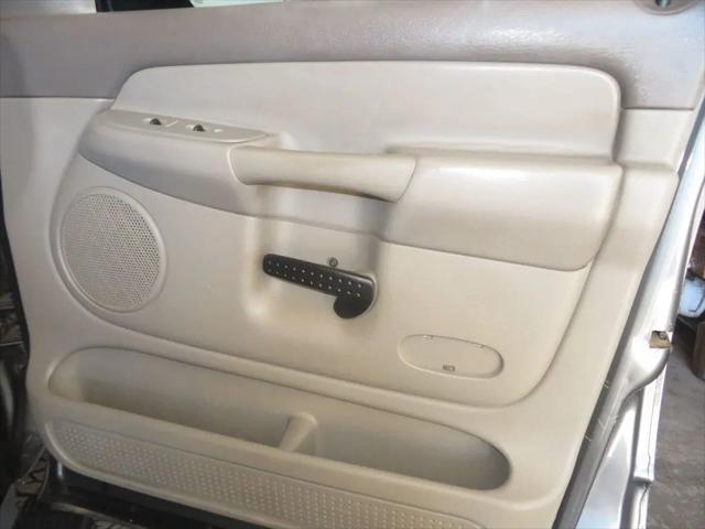 2004 Dodge Ram 2500 SLT/Laramie
